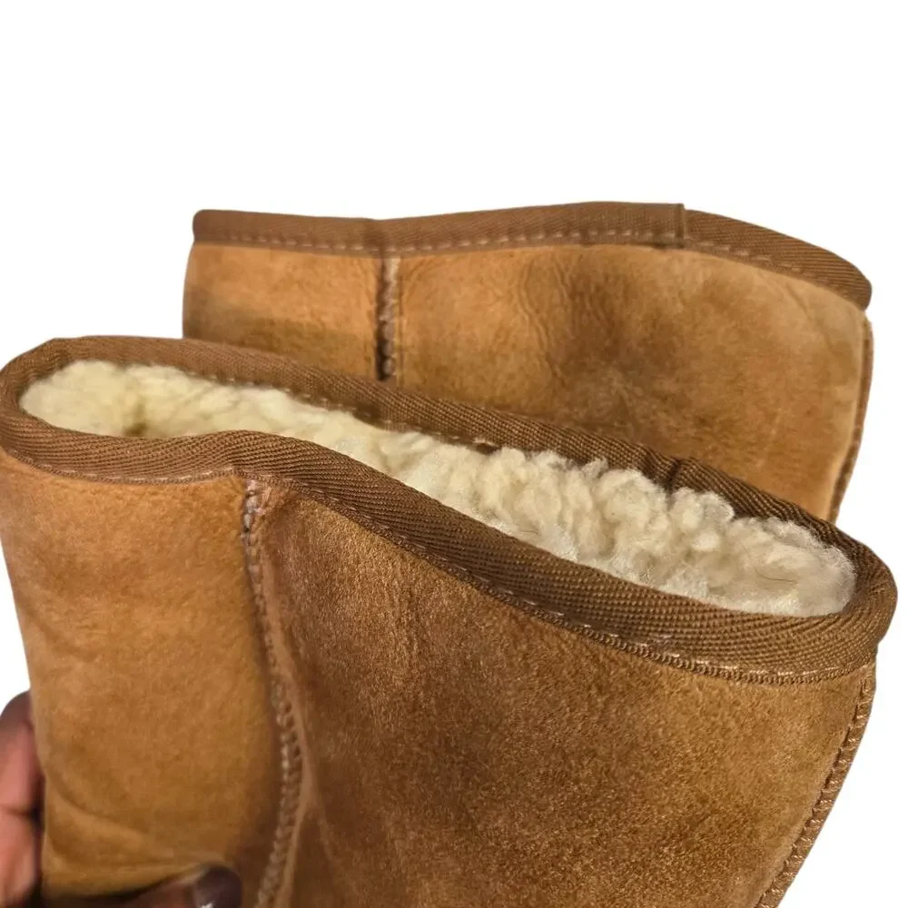 UGG running iconic